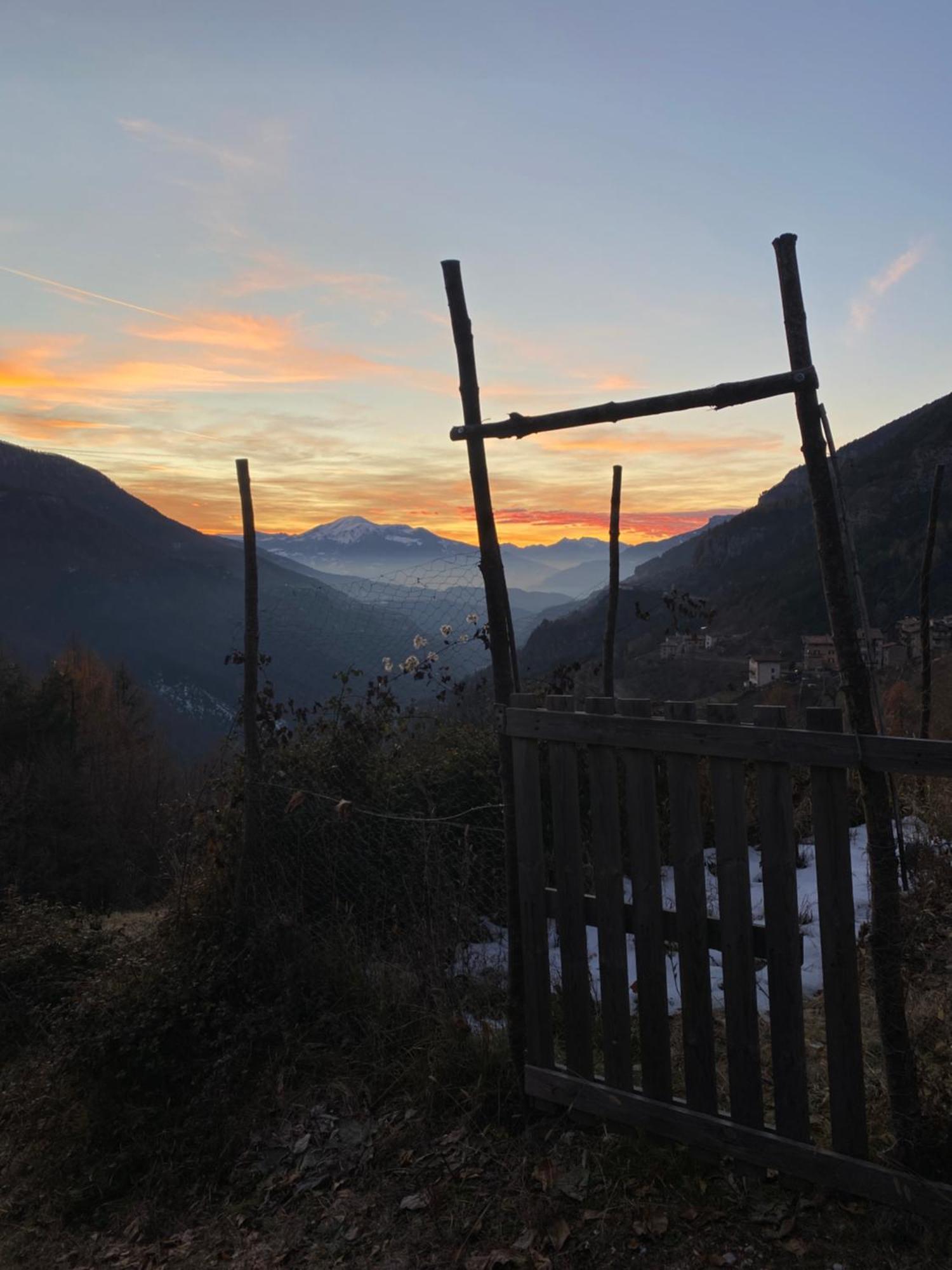 Cielo E Terra Chalet Zencheri Con Vista Panoramica Piazza  エクステリア 写真